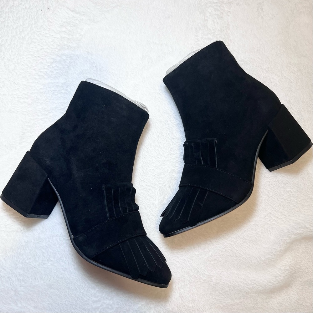 Steve by Steve madden Black Suede shooter kiltie booties - NIB